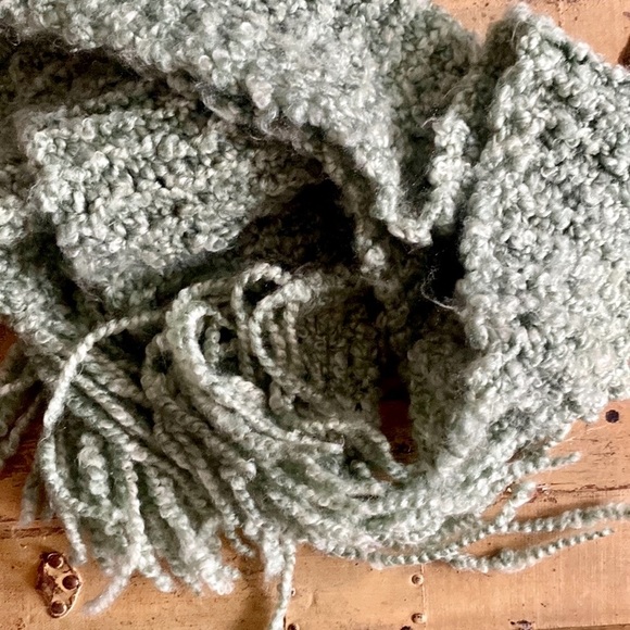BOHO CHUNKY KNIT LONG WOVEN SCARF TASSELS SAGE MINT GREEN COZY WARM OS - Picture 9 of 14